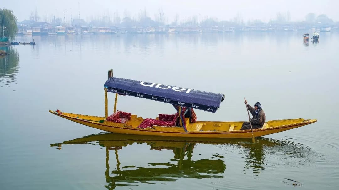 You can now book Shikaras in Dal Lake on Uber