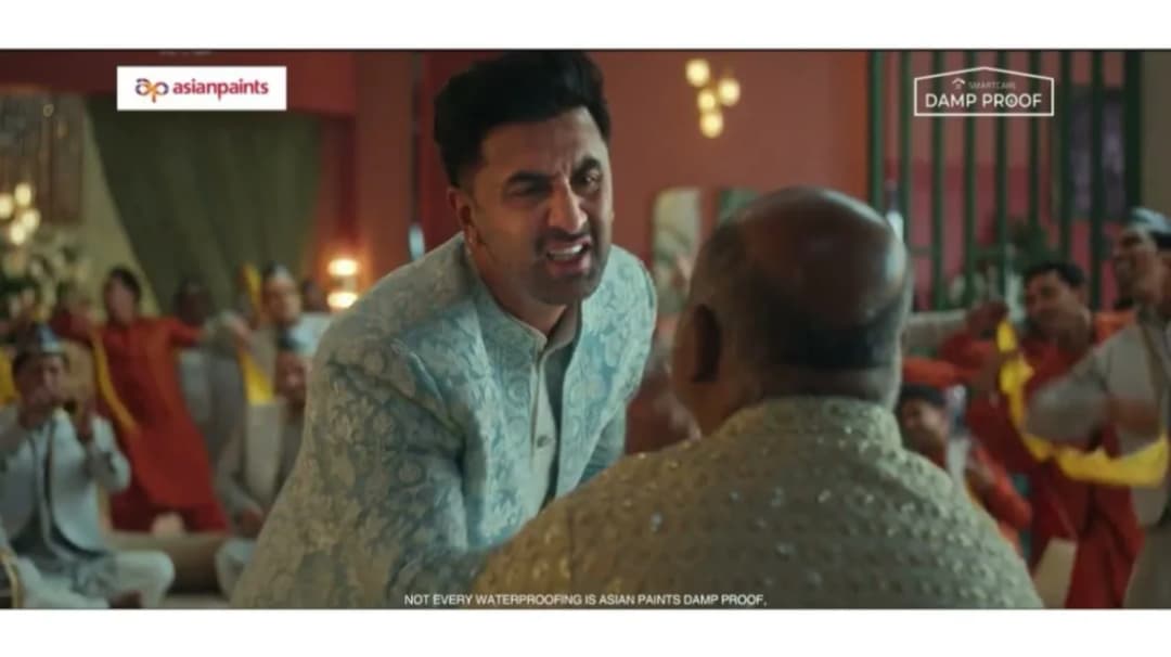 Ranbir Kapoor’s Witty Take on Leaky Terraces Is Winning the